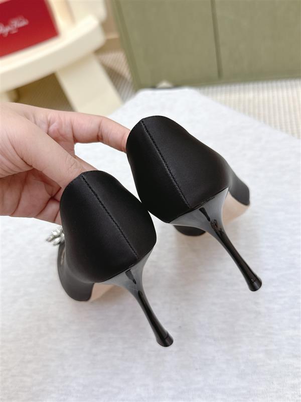 20251127171740809 310